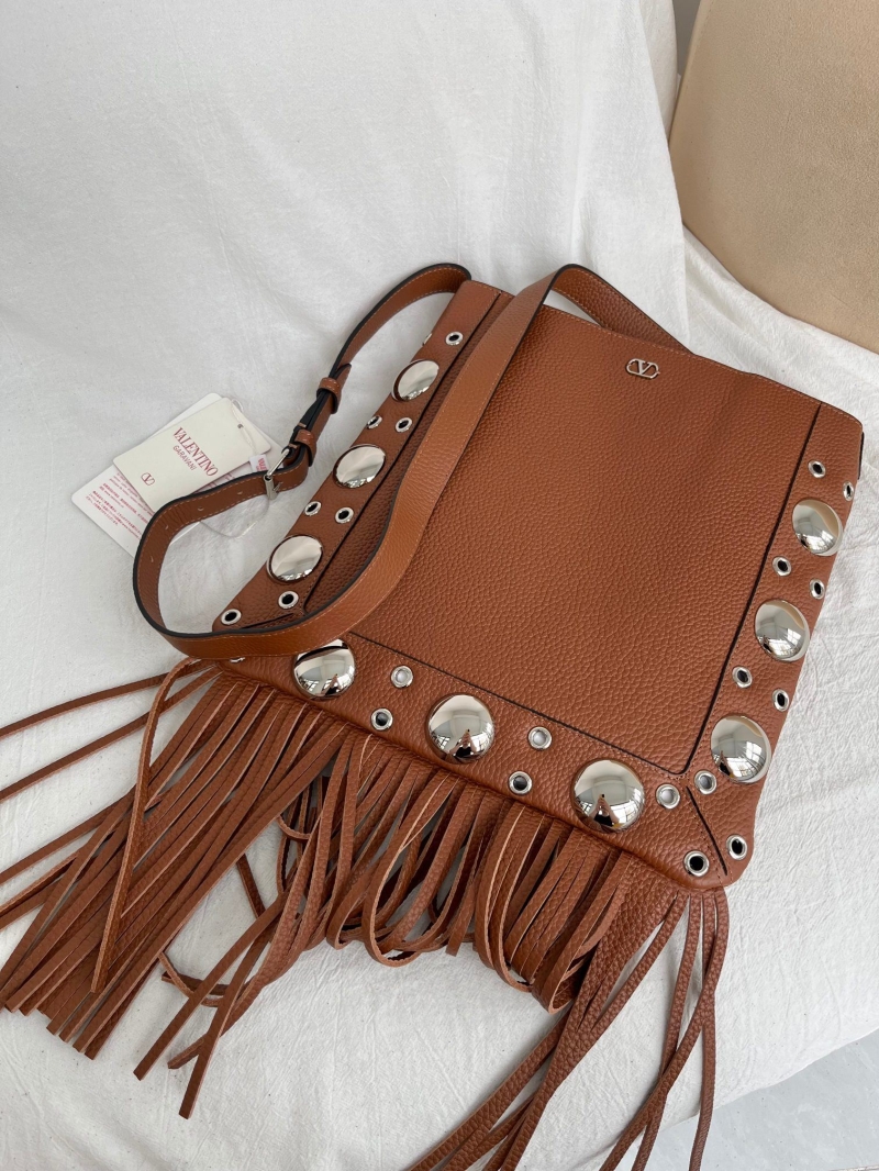 Va1e*ntin0 satchel bag